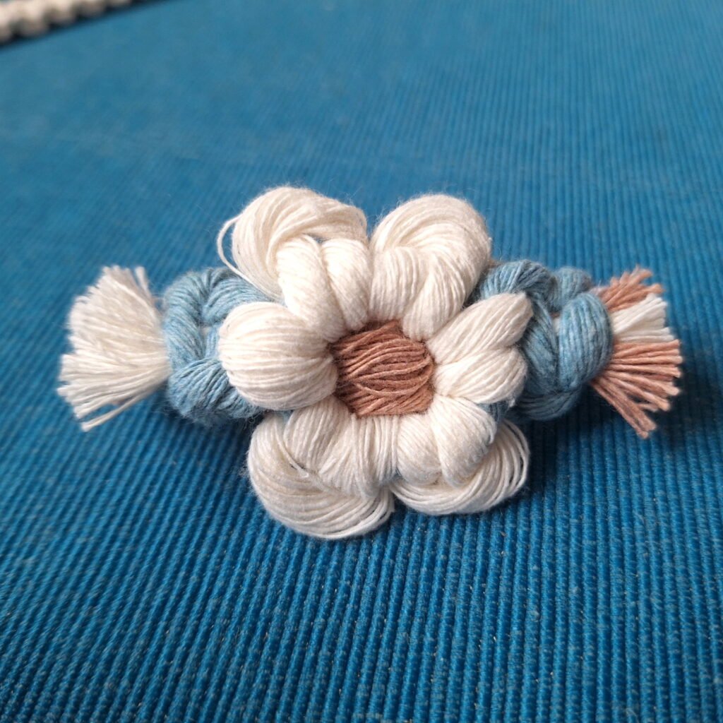 Broche de flor