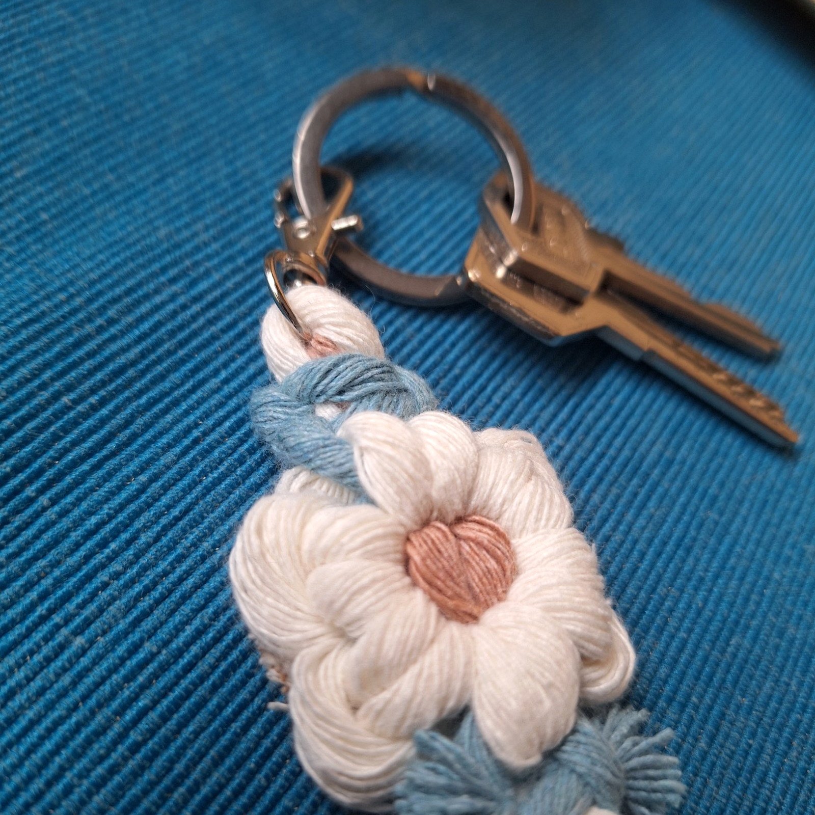 Llavero de flor - Imagen 3