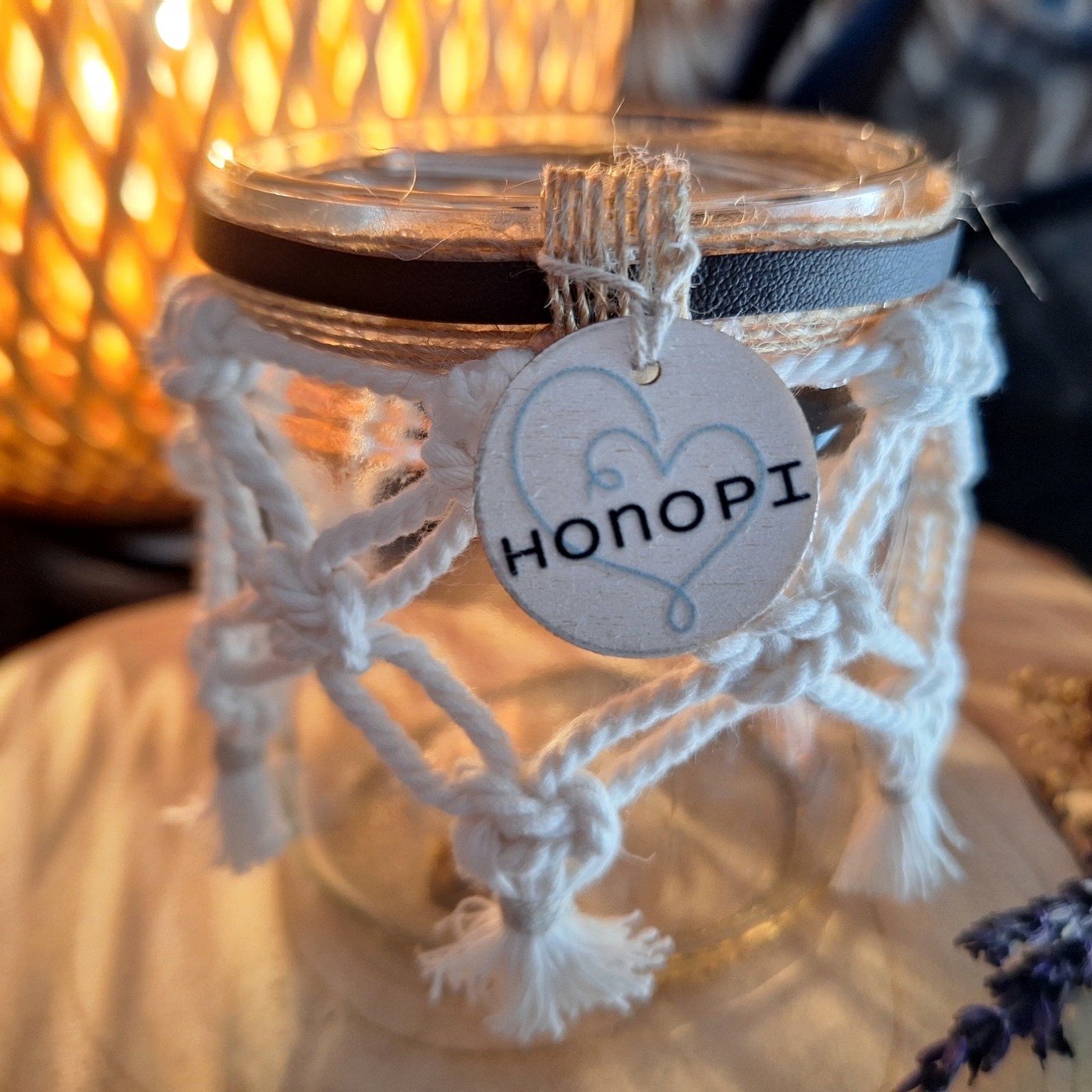 Tarro decorativo de cristal con red de macramé - Imagen 3